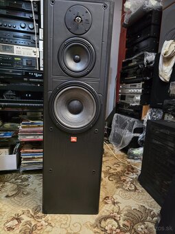 JBL LX800 II kvalitné stĺpové reproduktory - 4