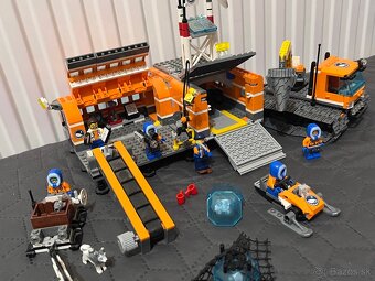 Lego City Artic base - 4