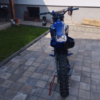 Yamaha YZF 450 - 4