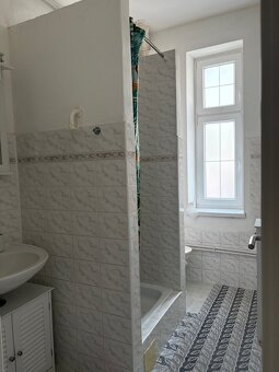 1-IZB. BYT 48m2 GOGOĽOVA ULICA, SEVER - 4