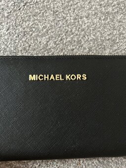 Peňaženka Michael Kors – čierna, saffiano štýl - 4