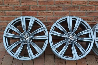 5x112 R20 Hlinikove disky Original VW Tiguan II R-line - 4