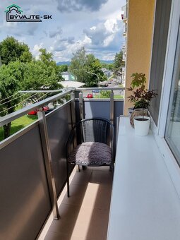 REZERVOVANÝ Útulny 2-izbový byt na Starom sídlisku v Prievi - 4