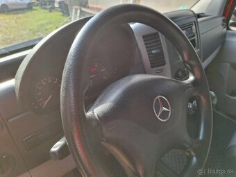 Mercedes Benz Sprinter - 4