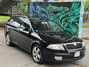 ŠKODA OCTAVIA II 1.9TDI BEZ DPF ELEGANCE NAVI+ ŤAŽNÉ+SENZORY - 4
