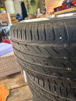 Semperit 215/55r17 - 4