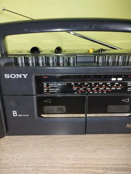 Rádio magnetofon SONY - 4