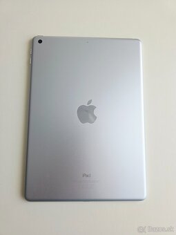 Apple ipdad 6 generacia 9,7 palcovy Silver - 4