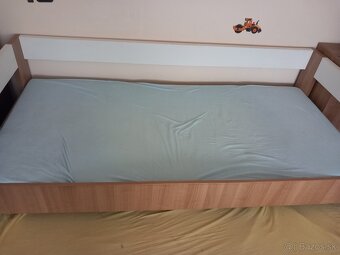 Rozťahovacia posteľ - 4