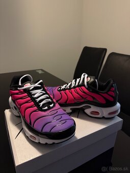 NIKE TN - 4