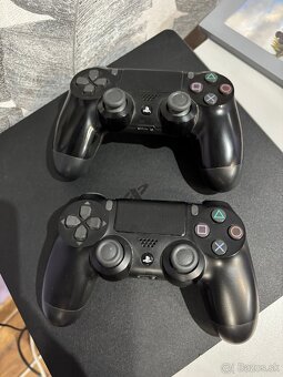 Playstation 4 - 4