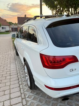 Audi Q7 3.0 d - 4