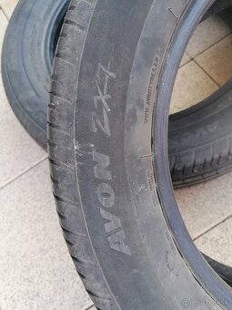 Predám  letné pneumatiky z Hondy CRV   225/60 r 18 - 4