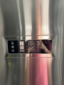 Predam Kombinovanu chladnicku s mraznickou Hotpoint - 4