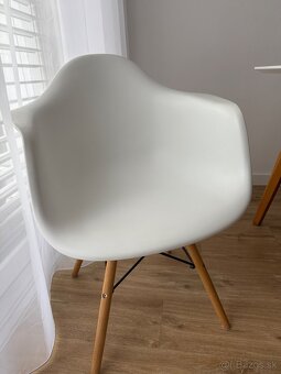 Jedalensky stol + stolicky - 4