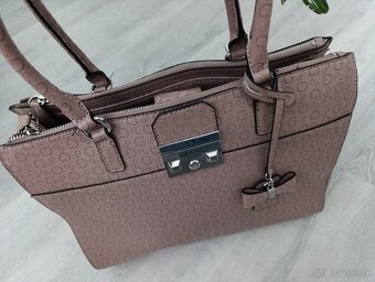 Nová kabelka GUESS - 4