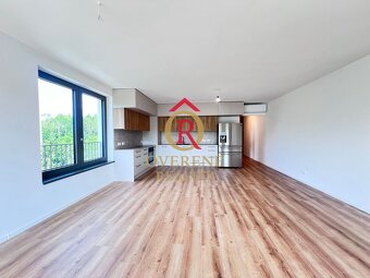 Na prenájom štýlový 3-izbový byt v novostavbe blízko centra  - 4