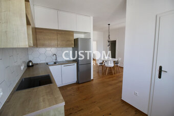 Štýlový veľký 3 - izbový byt po kompletnej rekonštrukcii v c - 4