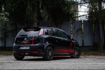 Abarth evo Fiat grande punto - 4