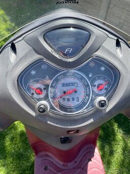 Honda ps125i - 4