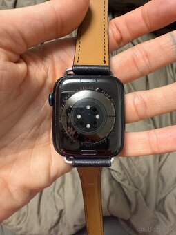 Apple Watch series 9 45mm - 4