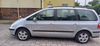 Ford Galaxy - 4