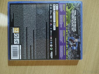 NHL 24 PS5 text v češtine - 4