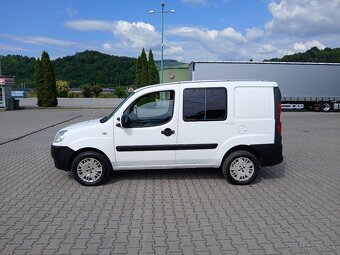 Fiat Doblo 1.9jtd 77kw combi model 2010 - 4