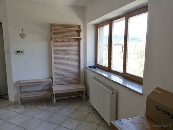 2½ izbový byt s voľnou dispozíciou na Hronskom predmestí - 4