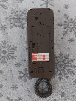 Retro telefony nastenne vratnik TESLA - 4