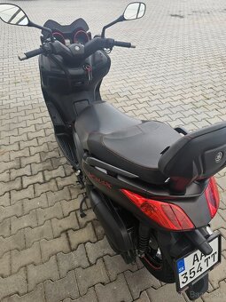Yamaha Xmax 250 Sport - 4