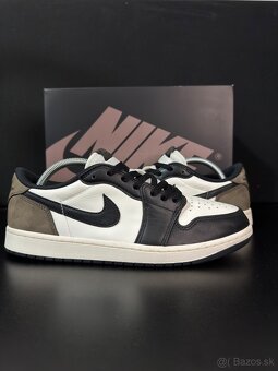 Air Jordan 1 Low Mocha - 4