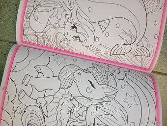 Manga Kawaii color omaľovánka s nálepkami - 4