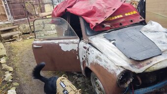 Ponúkam na predaj Trabant 601 - 4