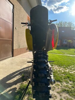 Suzuki RMZ 250 - 4