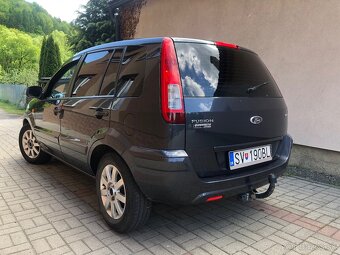 Ford Fusion 1.4. Tdci 2010 - 4