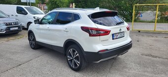 Nissan Qashqai benzin 117 kW automat 1.majitel rok 2020 naj. - 4
