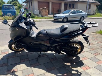 Yamaha Tmax 560 tech max - 4