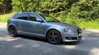 Audi A3 8P 1.9 TDi 2009 Sportback Sline - 4