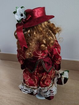 Porcelanova babika - 4