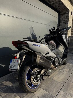 Yamaha Tmax 560 - ako nový - 4
