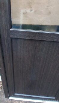 Predám použite vchodove dvere 100x220 ,115 x 213 - 4