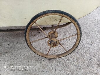 Historický kočík pre bábiky - 4