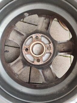 Dezent 4x98 s pneumatikami - 4