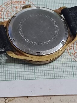 Náramkové hodinky,Difor,s dátumom. - 4