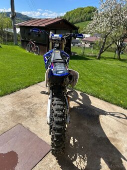 YAMAHA YZF 250 2009 - 4