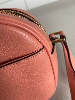 Michael Kors kožená crossbody - 4