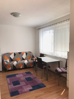 1izb. AGÁTOVA UL. za 580 €/mes. vrátane energií - 4