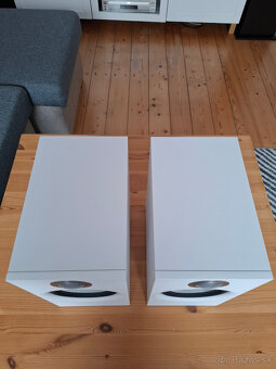 BOWERS & WILKINS 606 White - 4