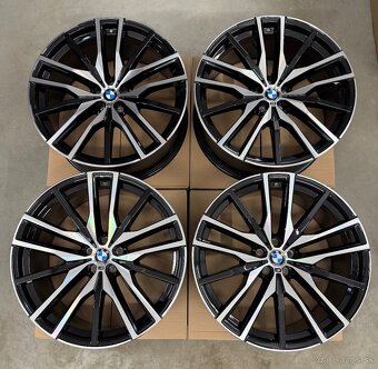 Nepoužité hliníkové disky 5x112 R22 BMW X5 X6 X7 Style 744M - 4